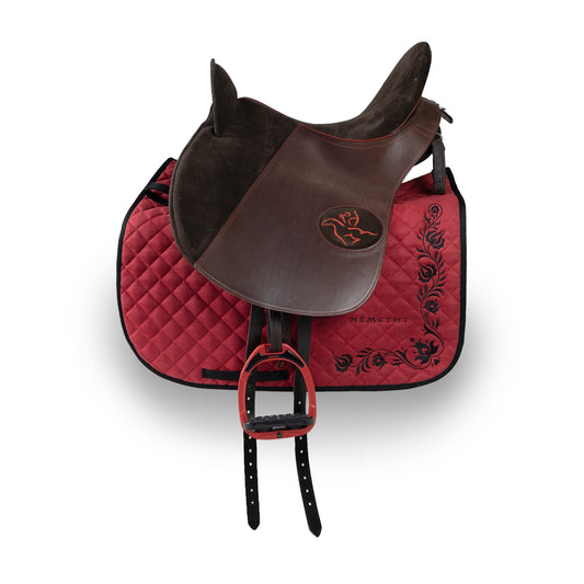 Personalized premium horseback archery saddle